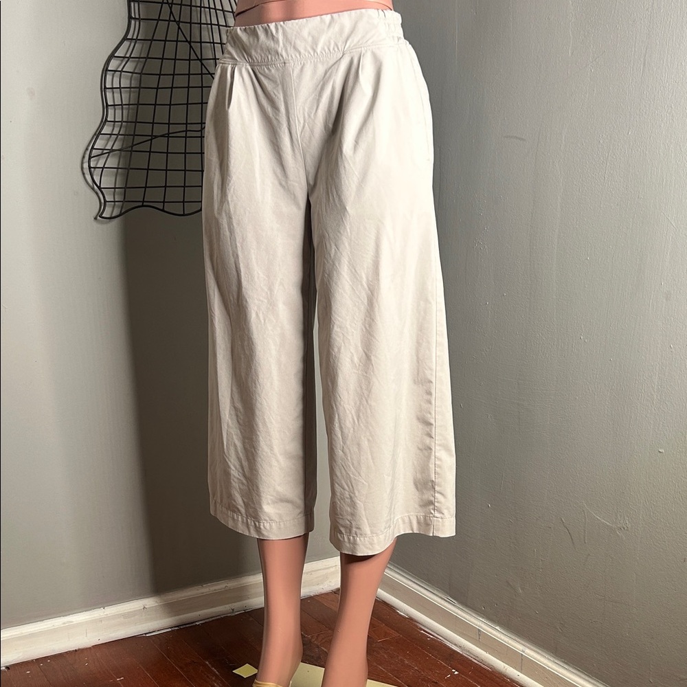 Wide Leg Cropped Pants — Cream